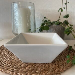 Crate & Barrel White Square Deep Bowls 6.75" x 3" Soup Salad Pasta Minimalist